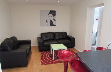 Teddington Close, Christchurch, Canterbury - Image 3