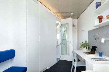 Standard En Suite, Scape Guildford, 1 Kernel Court, Walnut Tree Close, Guildford - Image 2