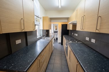 Croydon Road - 4 bed, Selly Park, Birmingham - Image 3