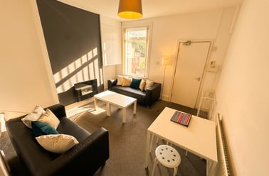 Ednaston Road - 3 bed, Dunkirk, Nottingham - Image 2