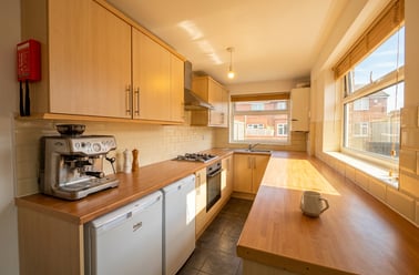 Cromwell Street - 3 Bed, Arboretum, Nottingham - Image 2