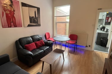 Dawlish Road - 3 bed, Selly Park, Birmingham - Image 3