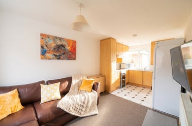 Leahurst Crescent - Copy, Harborne, Birmingham - Image 2