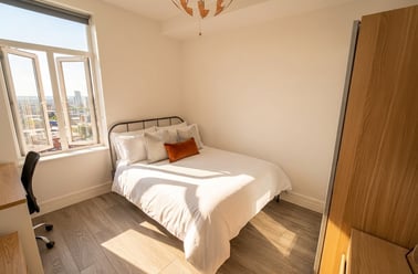 Beeston Road - Copy, Dunkirk, Nottingham - Image 2