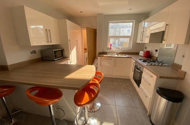 Mettham Street - 5 Bed Ex Bills, Lenton, Nottingham - Image 2