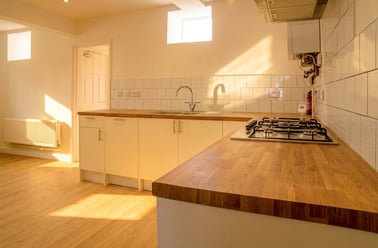 Queens Road - 8 bed, Beeston, Nottingham - Image 3