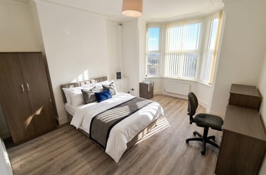Castle Boulevard, Lenton, Nottingham - Image 2