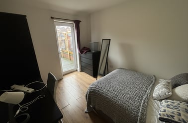 Clifford Street - 5 bed, Radford, Nottingham - Image 3