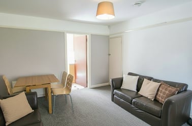 Poole Crescent - Copy, Harborne, Birmingham - Image 3