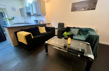 George Road - 5 bed, Selly Park, Birmingham - Image 2