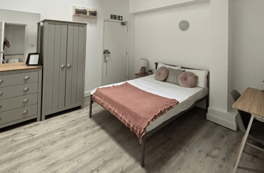 Flat 6 Foxrose Court - 1 Bed Bills Inc, Hockley, Nottingham - Image 2