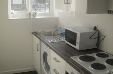 Flat 4 Weoley Court, Selly Oak, Birmingham - Image 2