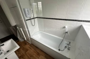 Flat 4 Weoley Court, Selly Oak, Birmingham - Image 3