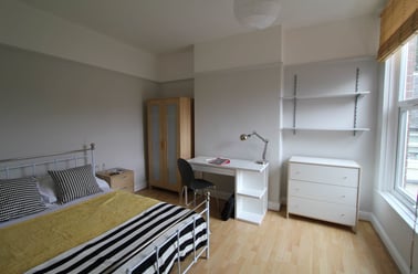 Sherwin Road, Lenton, Nottingham - Image 3