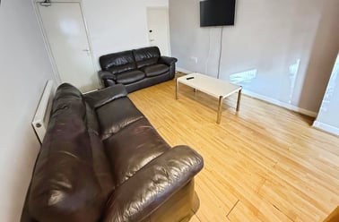 Frederick Grove, Lenton, Nottingham - Image 2