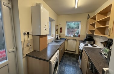 Midland Avenue, Lenton, Nottingham - Image 2