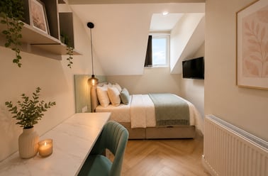 Raddlebarn Court, Selly Park, Birmingham - Image 2