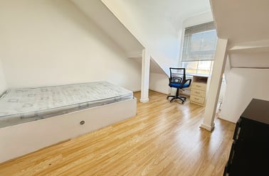 Frederick Grove, Lenton, Nottingham - Image 3