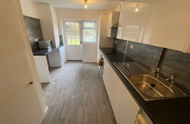 Fladbury Crescent - 3 bed, Selly Oak, Birmingham - Image 3