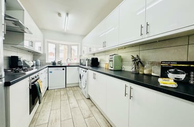 Arnesby Road, Lenton, Nottingham - Image 2
