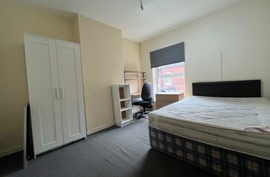 George Road (D), Selly Park, Birmingham - Image 2