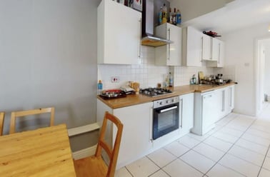 Beeston Road, Dunkirk, Nottingham - Image 2