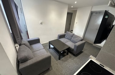 Flat 2 - 78 Bournbrook, Selly Park, Birmingham - Image 3