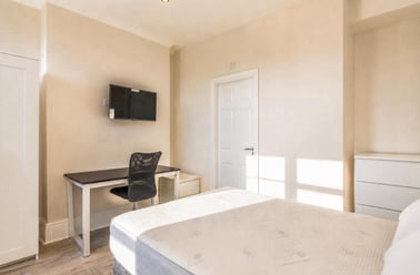 Derby Grove, Radford, Nottingham - Image 3