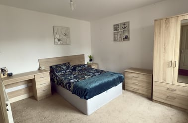 Link Road - 3 Bed, Hockley, Birmingham - Image 3