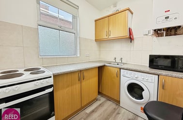 Flat 2a 2 Arthur Avenue - Copy, Lenton, Nottingham - Image 2