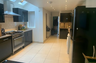 Warwards Lane, Stirchley, Birmingham - Image 2