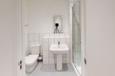 Raddlebarn Court - Ensuite Room, Selly Park, Birmingham - Image 2