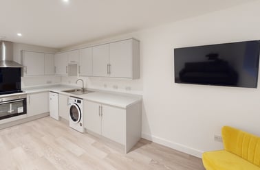 Raddlebarn Court, Selly Park, Birmingham - Image 2