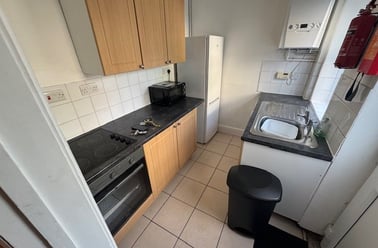 Junction Street, California, Derby - Image 2