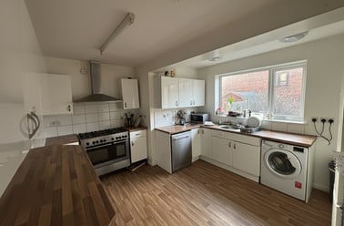 Rolleston Drive, Lenton, Nottingham - Image 3