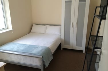 Rolleston Drive - 6 bed, Lenton, Nottingham - Image 2