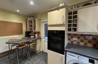 Charnock Avenue, Lenton, Nottingham - Image 2