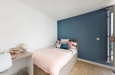 Deluxe Studio, The Bridge, 50-54 Union Street, Shieldfield, Newcastle - Image 2