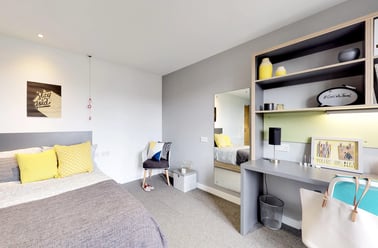 Superior En-suite, St James, 110 St James Road, Townhead, Glasgow - Image 2