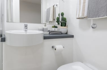 Classic En-suite, The Bridge, 50-54 Union Street, Shieldfield, Newcastle - Image 3