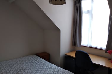 Gloucester avenue, Lenton, Nottingham - Image 2