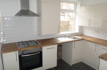 Dronsfield rd, Irlams o' th' height, Salford - Image 2