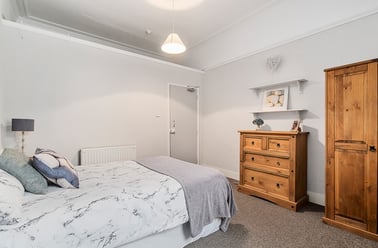 Bedford Terrace, North hill, Plymouth - Image 3