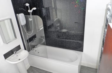 Portland crescent, Victoria park, Manchester - Image 3