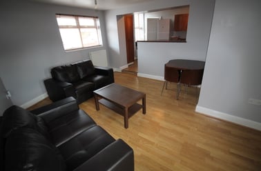 Hunters Road, Spital tongues, Newcastle - Image 3