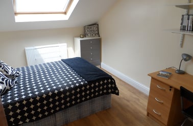 Dickenson road, Longsight, Manchester - Image 3