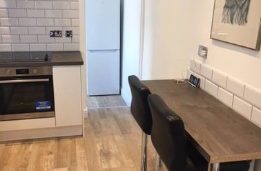 Rothersthorpe Road, Far cotton, Northampton - Image 3