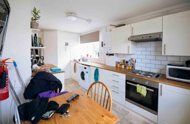 Nutcroft Road , Peckham, London - Image 2