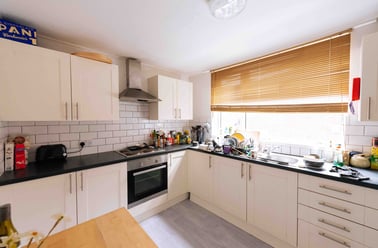 Carlton Grove , Peckham, London - Image 3