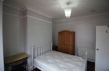 Mabfield Road, Fallowfield, Manchester - Image 2